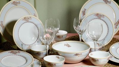 Dinnerware 