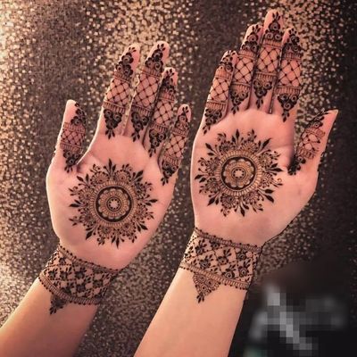 round mehandi