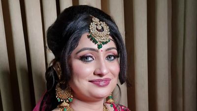bride Shivangi reception look