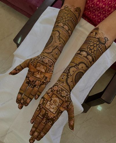 Professional Bridal Mehndi Work