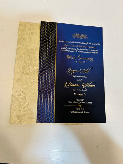 Single leaf Card with golden leaf printing 
