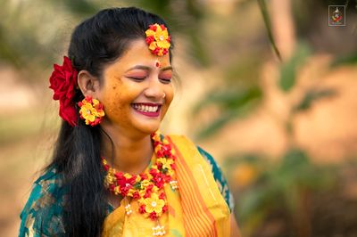 Haldi wide Portraits of Priya