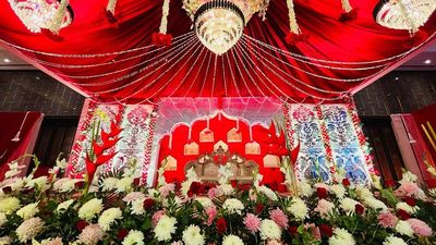 Tradational Red Theme Wedding Decor
