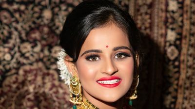 Bride in Red saree