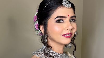 Bride Vaishali 
