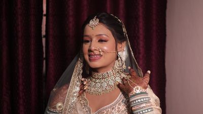 Aayushi 