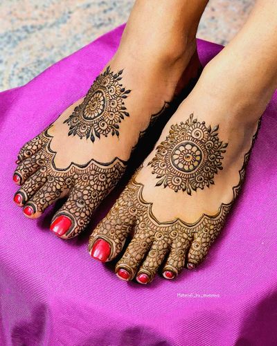 Feet mehandi