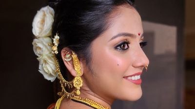 Bride Shweta Marathi wedding look