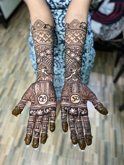 Engagement Mehndi design 