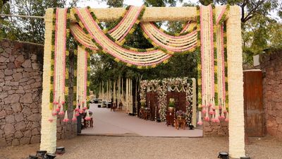 Saksham & Anisha Arya