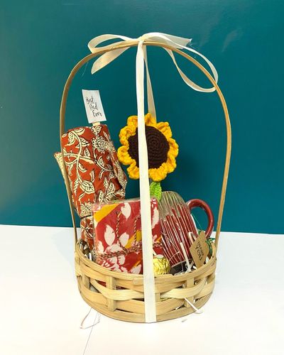 Small hampers for loved once