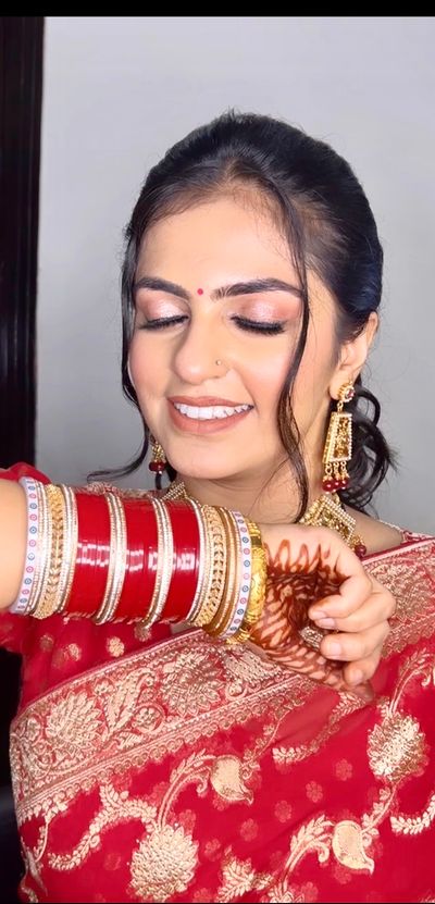 Party makeup for Simran