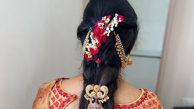 Divya’s gruhapravesh look 