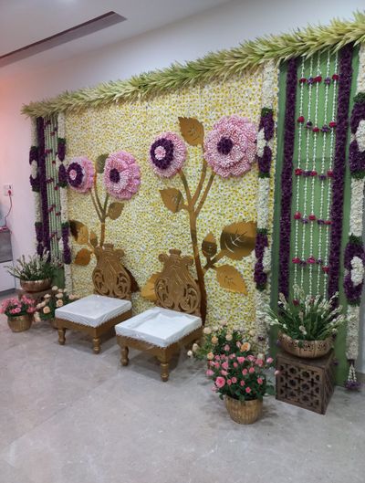 Bride/groom Decors