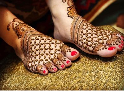 leg mehandi bridal