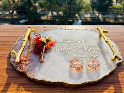 engagement platter 