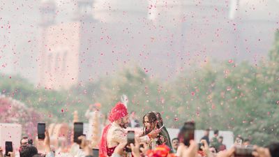 Eva Ojasvi (The Taj Convention, Agra)