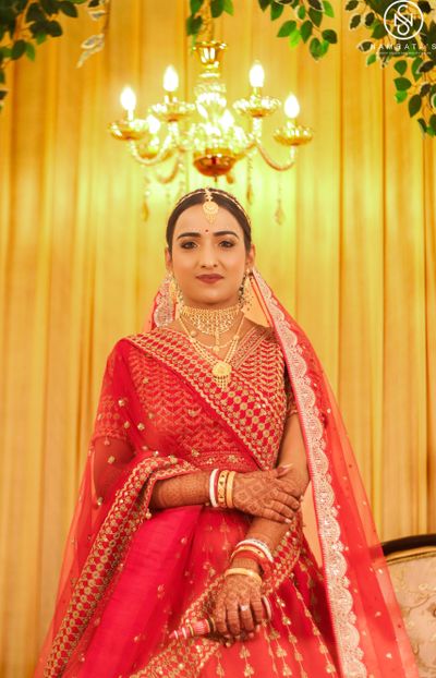 Bengali bride with lehenga