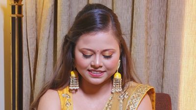 Varshali- Day Haldi look