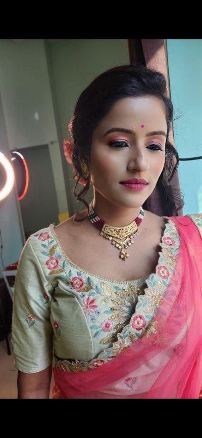 Sagai Makeup