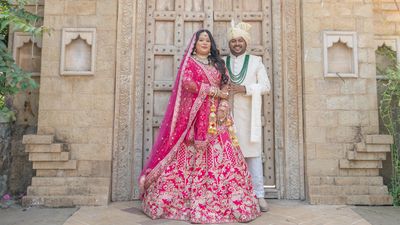 "Sunlit Vows: A Dreamy Outdoor Wedding Under the Open Sky"