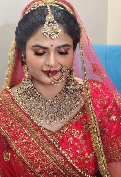 Dr Akansha Tomar