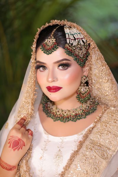 Muslim bride