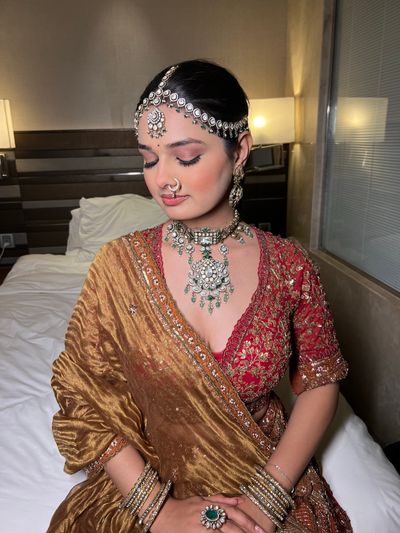Priyanshi 