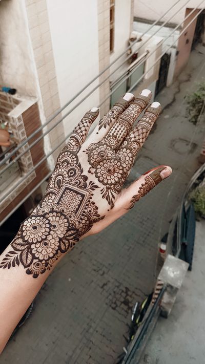 mehndi bridal