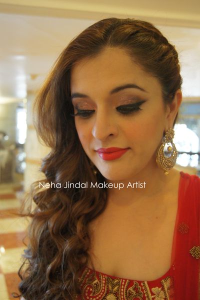 Modern touch to indian Makeup 