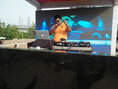 dj mukul live in oyster wAter park