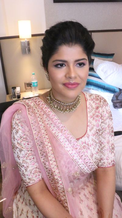 Anukriti`s engagement make up