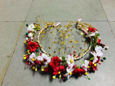 floral hair accessory