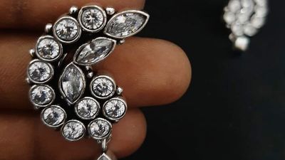 Silver look jewellery
