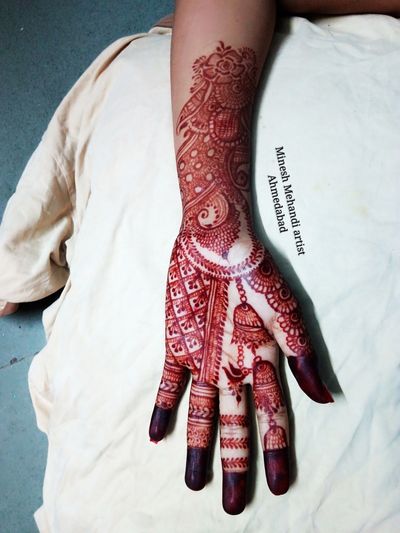 Mehandi colour