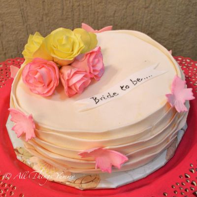 Bridal shower cakes and cupcakes 