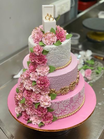 Premium Collection | Wedding Cakes by Deliciae
