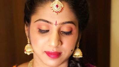 Pretty Bride In Pattu lehnga 