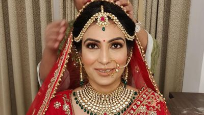 Neutral Tones on my bride Ishika Singh from Delhi