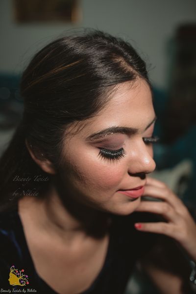 subtle party make up