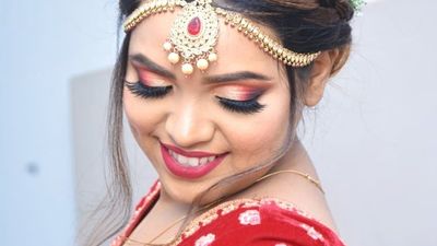 Royal Cut Crease for Karishma