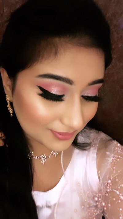pink simple party look 