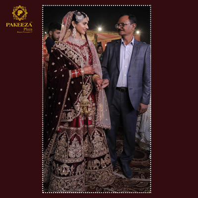 A bride Mona Deshwal's astonishing features.
