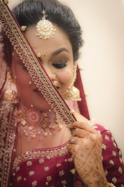 Our bride Shraddha Shandily with her nailing charm.