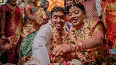 Grand Wedding of Veeru and Madhuri!