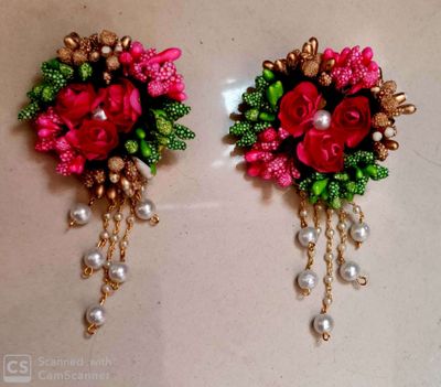 floral jewelry