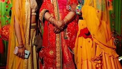 BRIDES AND BRIDEMAIDS IN IMMRI