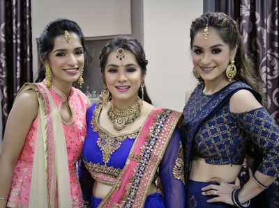 Three Gorgeous Sisters
