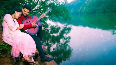 Dinar & Sukhada Pre Wedding Shoot