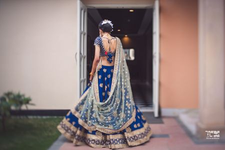 Dupatta draping style in the back